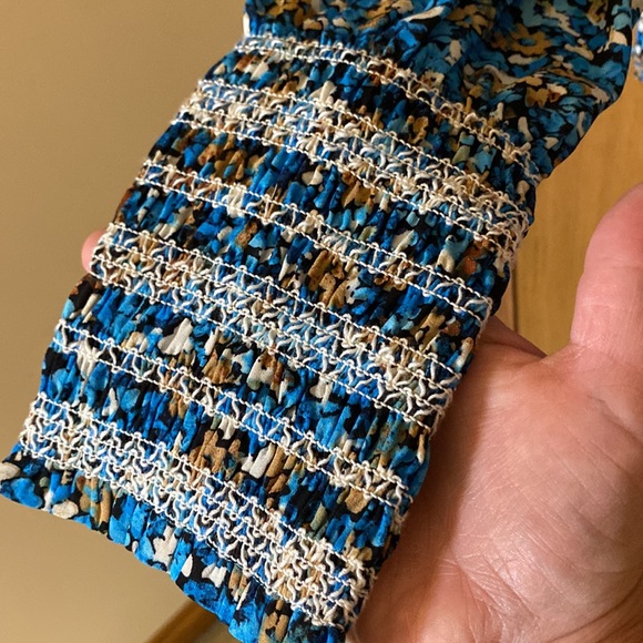 Ann Taylor Blouse - EUC - Picture 3 of 5